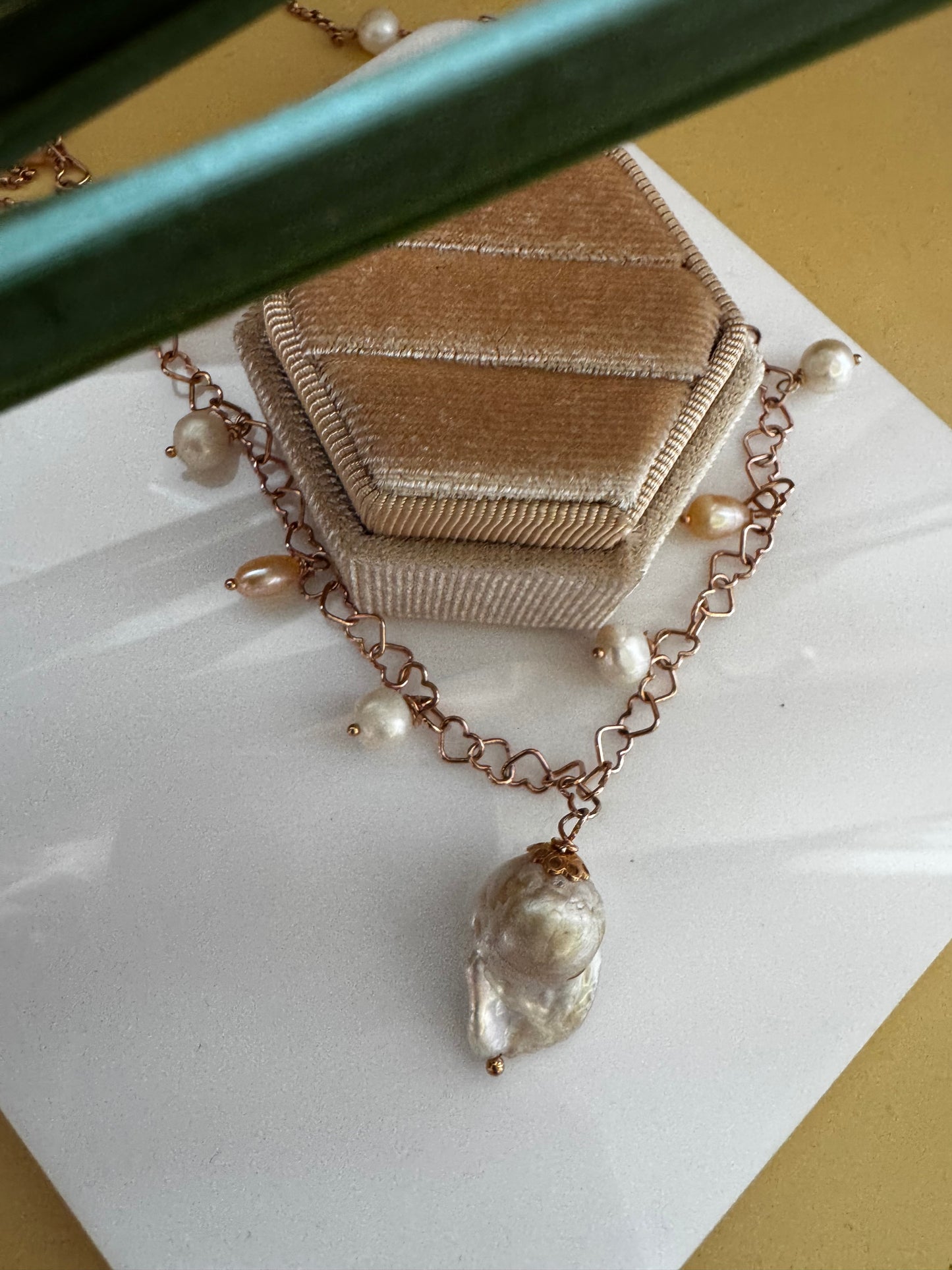 Collana Pietre Cuoricini & Perle