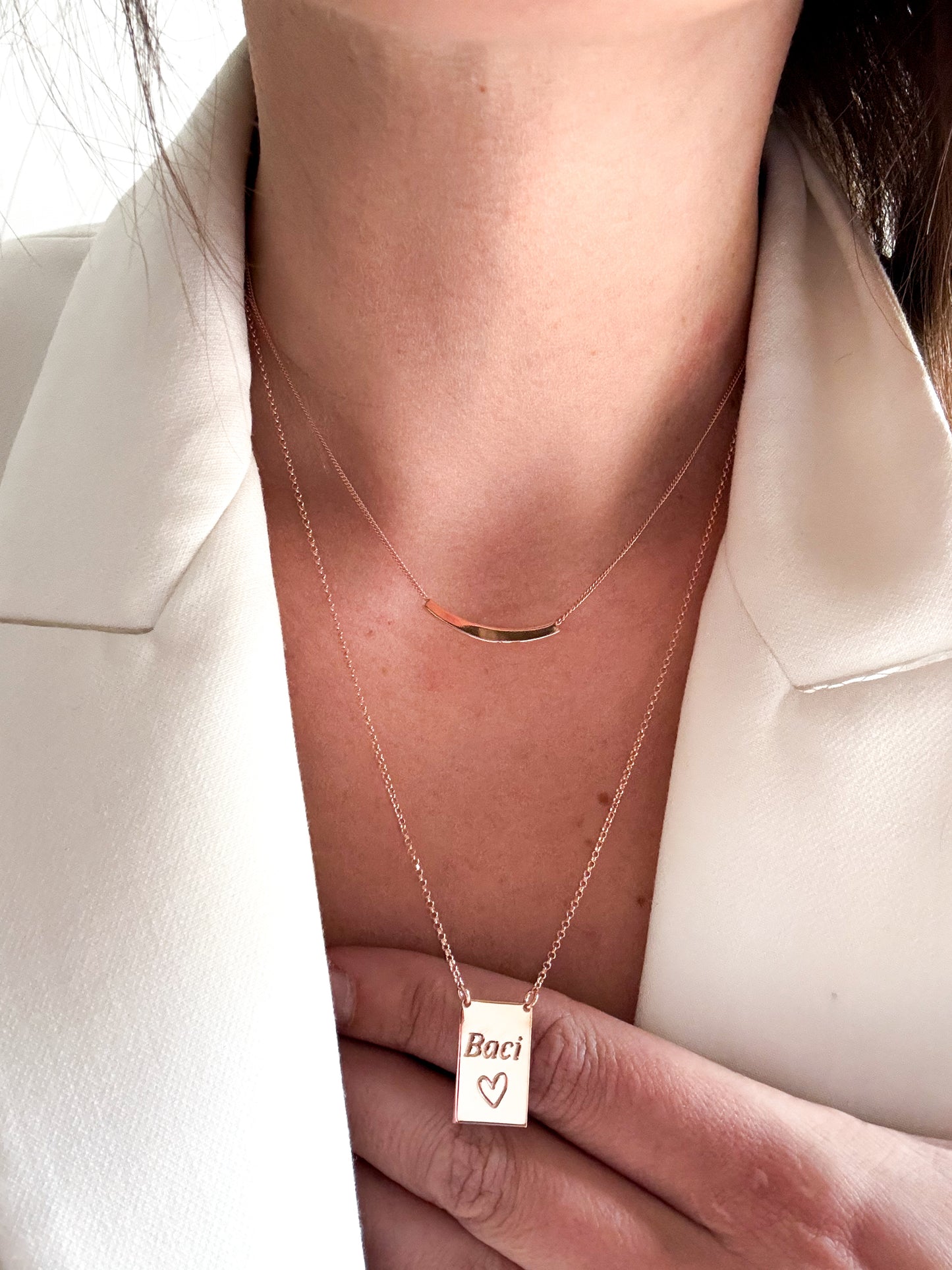 Collana Targhetta incisa