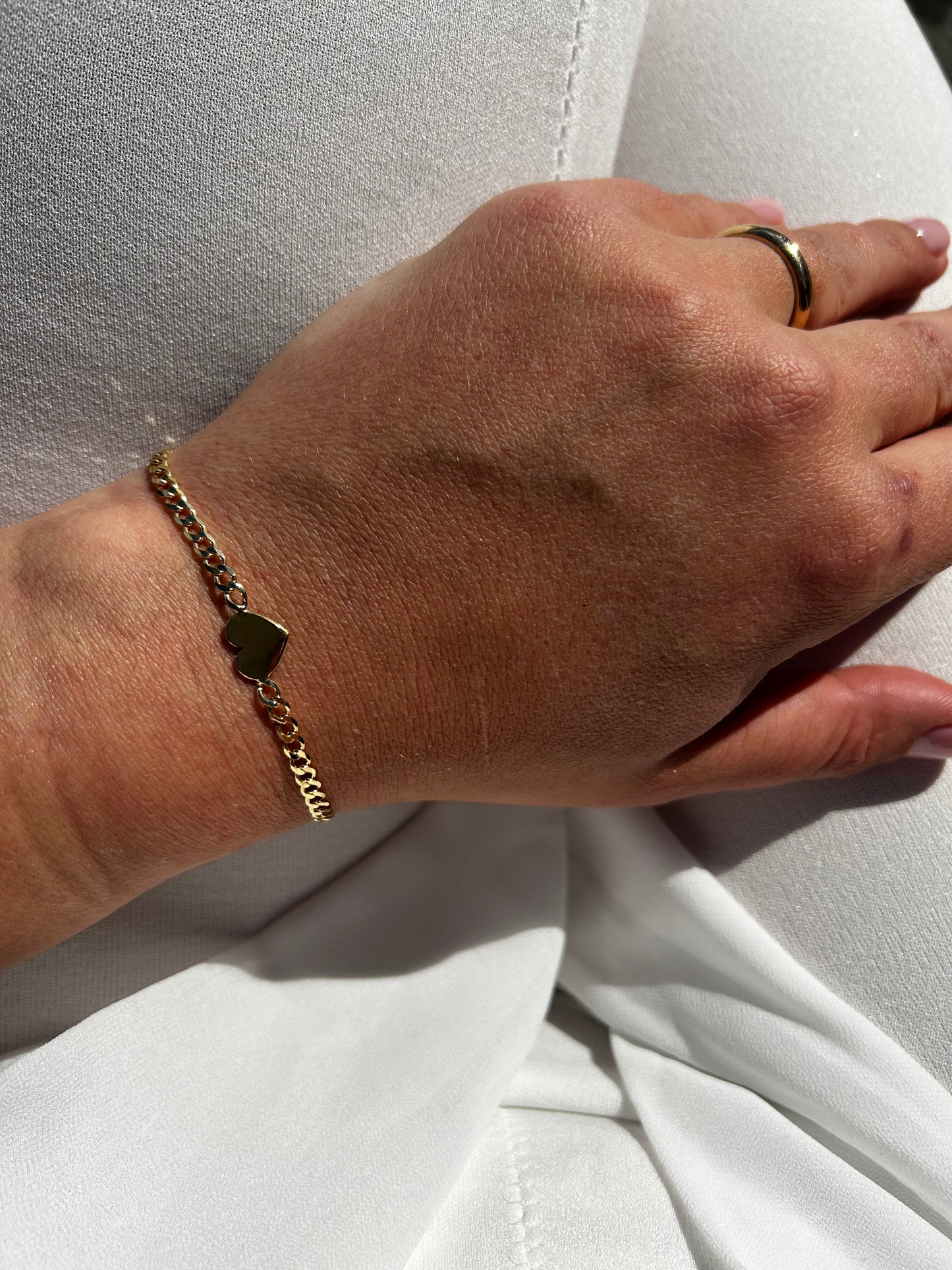 Bracciale Grumetta con Cuore in Linea Dorata